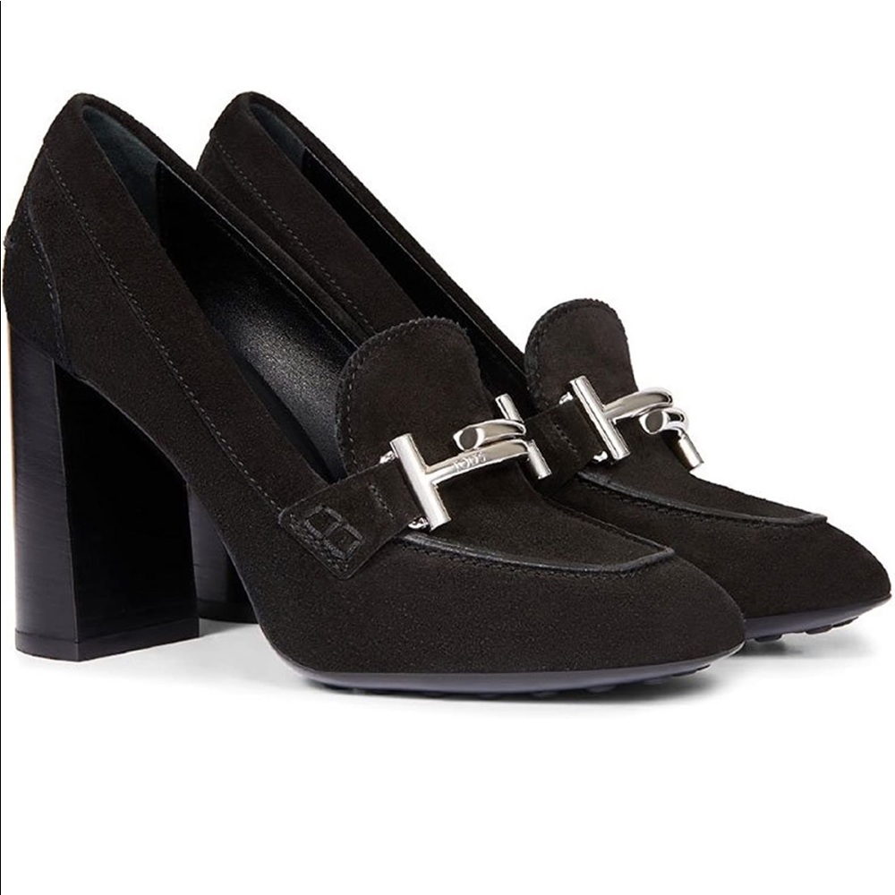 TOD'S BLACK SUEDE PUMPS, BRAND NEW!